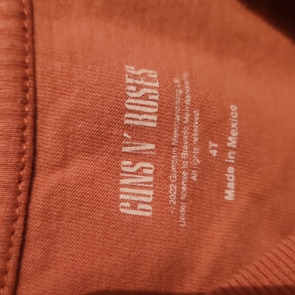 🟠GUNS N ROSES TOP - Picture 2 of 2